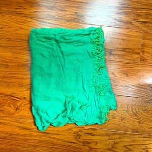 Womens light weight green scarf